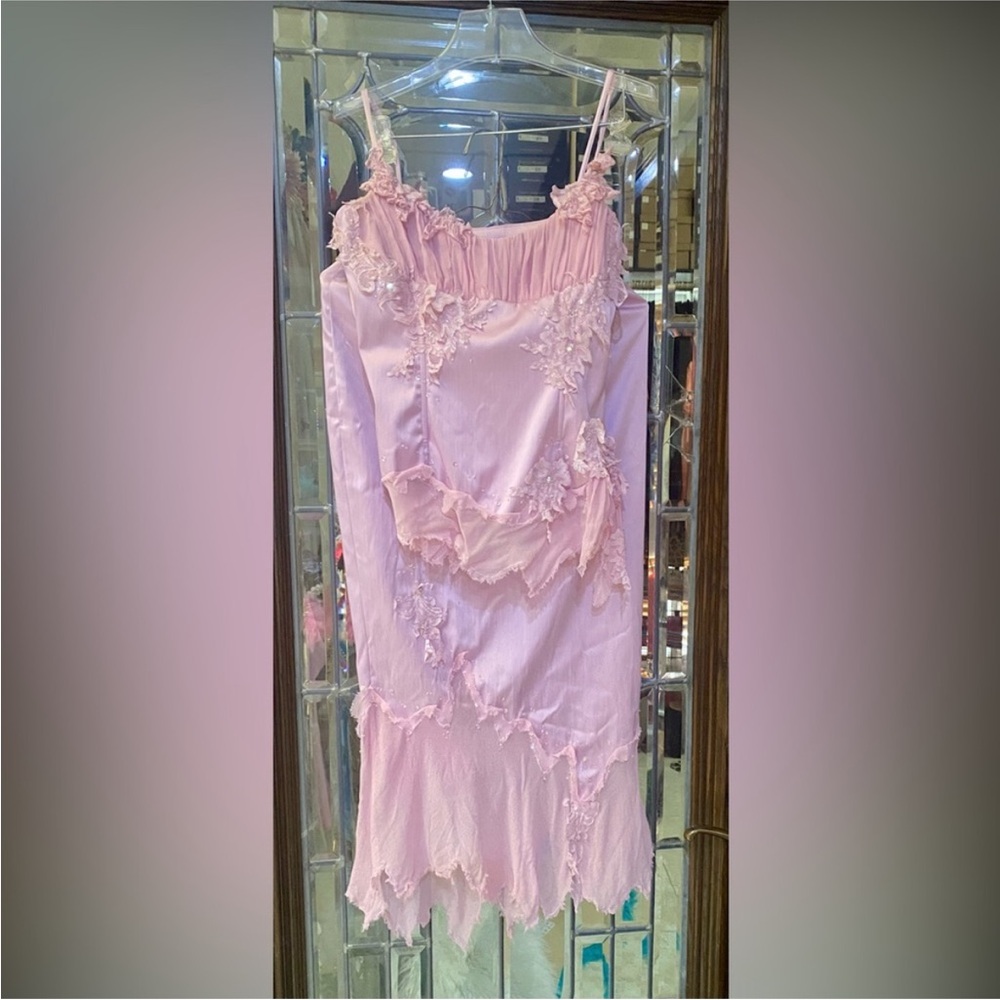 LOOKING FOR A MANDALAY 2 PIECE SKIRT AND CORSET SET